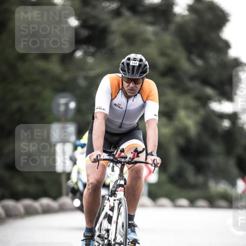 21.06.2026 - 29. Vierlanden-Triathlon H.Heesch http://msf.ph/oto/9911758 21.06.2026 09:44:38 Radfahren 16, 77, 94, 107, 120, 132 meine-sportfotos.de