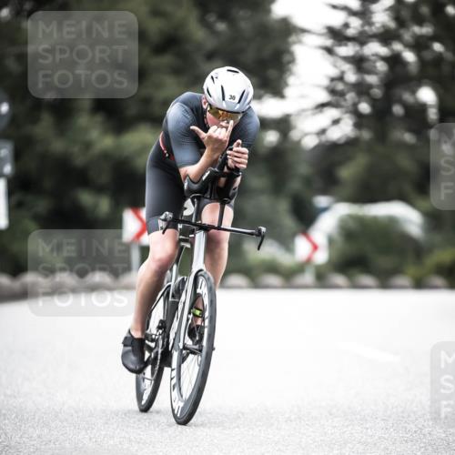 21.06.2026 - 29. Vierlanden-Triathlon H.Heesch http://msf.ph/oto/9911769 21.06.2026 09:45:06 Radfahren 30, 284 meine-sportfotos.de