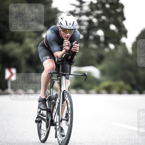 21.06.2026 - 29. Vierlanden-Triathlon H.Heesch http://msf.ph/oto/9911772 21.06.2026 09:45:06 Radfahren 30, 284 meine-sportfotos.de