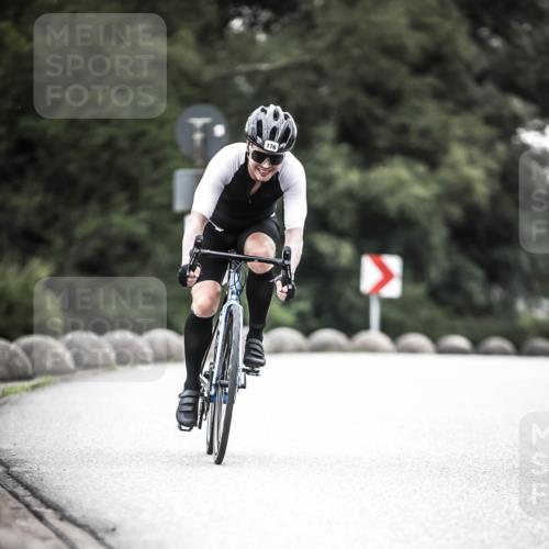 21.06.2026 - 29. Vierlanden-Triathlon H.Heesch http://msf.ph/oto/9911827 21.06.2026 09:45:37 Radfahren 20, 176, 226 meine-sportfotos.de