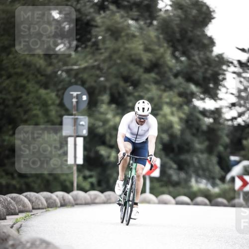 21.06.2026 - 29. Vierlanden-Triathlon H.Heesch http://msf.ph/oto/9911859 21.06.2026 09:46:26 Radfahren 58, 164 meine-sportfotos.de