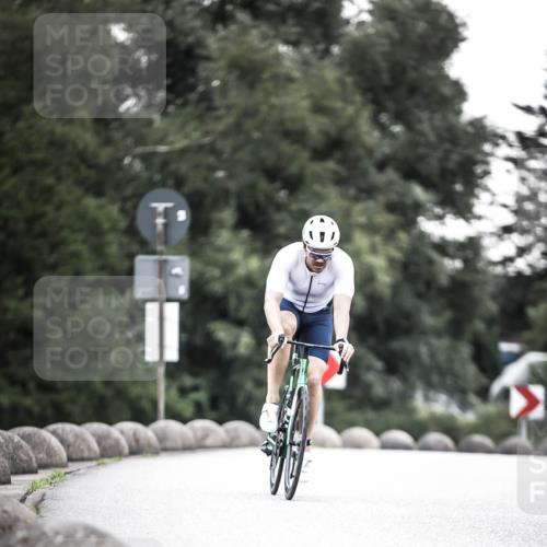 21.06.2026 - 29. Vierlanden-Triathlon H.Heesch http://msf.ph/oto/9911861 21.06.2026 09:46:26 Radfahren 58, 164 meine-sportfotos.de