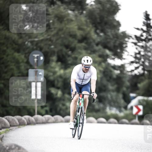 21.06.2026 - 29. Vierlanden-Triathlon H.Heesch http://msf.ph/oto/9911862 21.06.2026 09:46:26 Radfahren 58, 164 meine-sportfotos.de