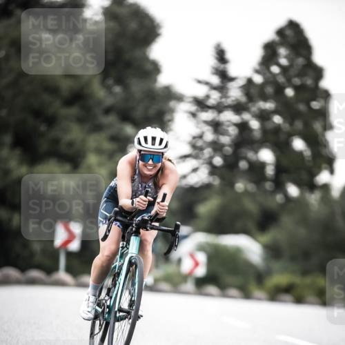 21.06.2026 - 29. Vierlanden-Triathlon H.Heesch http://msf.ph/oto/9911891 21.06.2026 09:46:53 Radfahren 140, 240, 241 meine-sportfotos.de