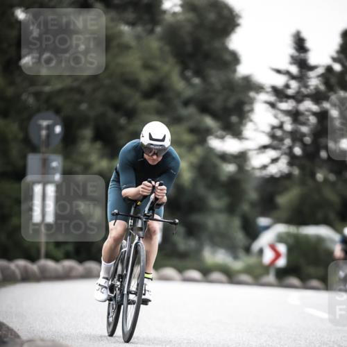 21.06.2026 - 29. Vierlanden-Triathlon H.Heesch http://msf.ph/oto/9911906 21.06.2026 09:46:57 Radfahren 140, 172, 240 meine-sportfotos.de