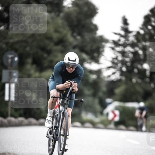 21.06.2026 - 29. Vierlanden-Triathlon H.Heesch http://msf.ph/oto/9911908 21.06.2026 09:46:57 Radfahren 140, 172, 240 meine-sportfotos.de