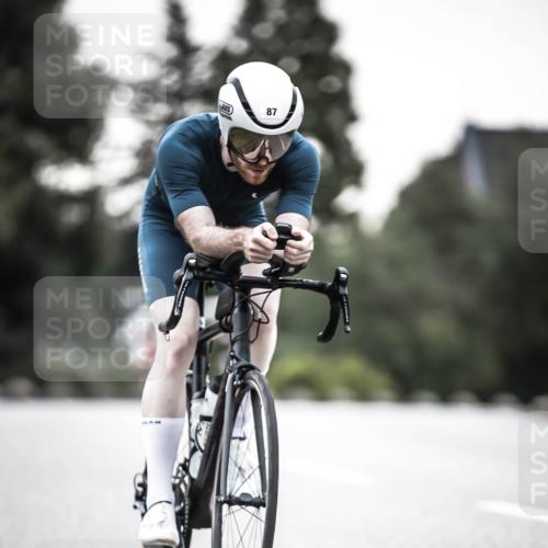 21.06.2026 - 29. Vierlanden-Triathlon H.Heesch http://msf.ph/oto/9911961 21.06.2026 09:48:30 Radfahren 12, 14, 36, 87 meine-sportfotos.de