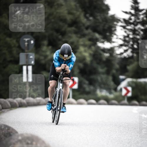 21.06.2026 - 29. Vierlanden-Triathlon H.Heesch http://msf.ph/oto/9911963 21.06.2026 09:48:35 Radfahren 12, 14, 36, 267 meine-sportfotos.de