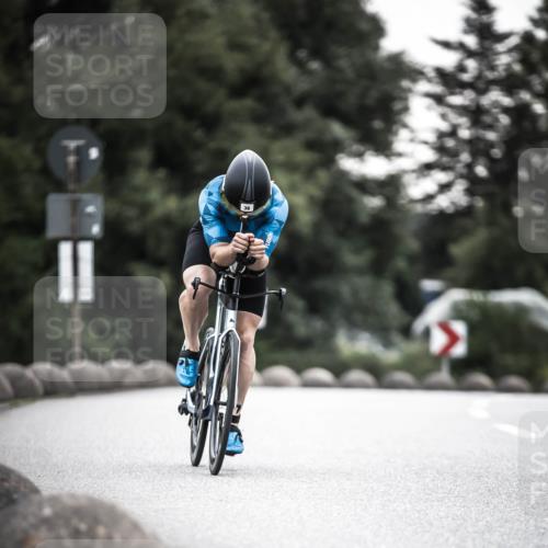 21.06.2026 - 29. Vierlanden-Triathlon H.Heesch http://msf.ph/oto/9911966 21.06.2026 09:48:35 Radfahren 12, 14, 36, 267 meine-sportfotos.de