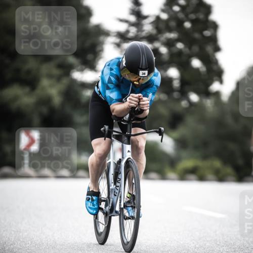 21.06.2026 - 29. Vierlanden-Triathlon H.Heesch http://msf.ph/oto/9911976 21.06.2026 09:48:36 Radfahren 12, 14, 36, 267 meine-sportfotos.de
