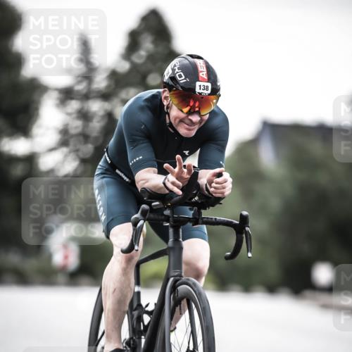 21.06.2026 - 29. Vierlanden-Triathlon H.Heesch http://msf.ph/oto/9912003 21.06.2026 09:48:49 Radfahren 138, 207, 247 meine-sportfotos.de