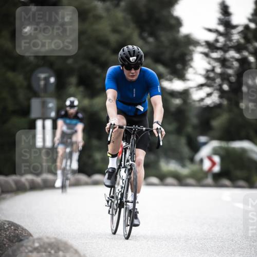 21.06.2026 - 29. Vierlanden-Triathlon H.Heesch http://msf.ph/oto/9912007 21.06.2026 09:49:01 Radfahren 22, 52 meine-sportfotos.de