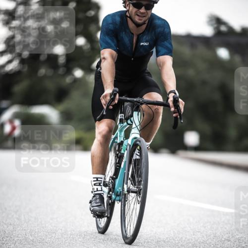21.06.2026 - 29. Vierlanden-Triathlon H.Heesch http://msf.ph/oto/9912062 21.06.2026 09:49:15 Radfahren 113 meine-sportfotos.de