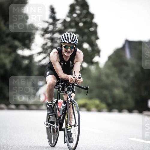 21.06.2026 - 29. Vierlanden-Triathlon H.Heesch http://msf.ph/oto/9912070 21.06.2026 09:49:27 Radfahren 116, 213, 298 meine-sportfotos.de