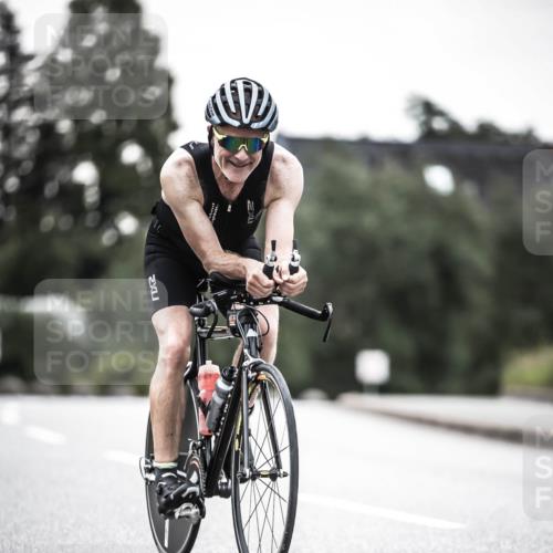 21.06.2026 - 29. Vierlanden-Triathlon H.Heesch http://msf.ph/oto/9912075 21.06.2026 09:49:27 Radfahren 116, 213, 298 meine-sportfotos.de