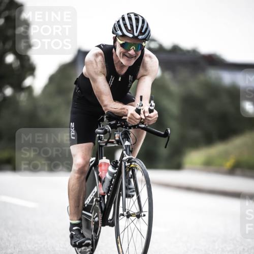 21.06.2026 - 29. Vierlanden-Triathlon H.Heesch http://msf.ph/oto/9912078 21.06.2026 09:49:28 Radfahren 116, 213, 298 meine-sportfotos.de