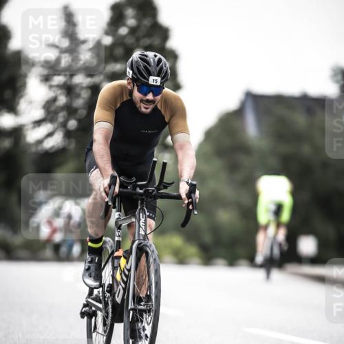 21.06.2026 - 29. Vierlanden-Triathlon H.Heesch http://msf.ph/oto/9912110 21.06.2026 09:51:10 Radfahren 15, 228, 244 meine-sportfotos.de