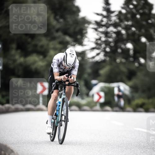 21.06.2026 - 29. Vierlanden-Triathlon H.Heesch http://msf.ph/oto/9912118 21.06.2026 09:51:15 Radfahren 41, 42, 228, 244 meine-sportfotos.de