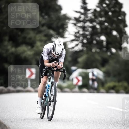 21.06.2026 - 29. Vierlanden-Triathlon H.Heesch http://msf.ph/oto/9912119 21.06.2026 09:51:15 Radfahren 41, 42, 228, 244 meine-sportfotos.de