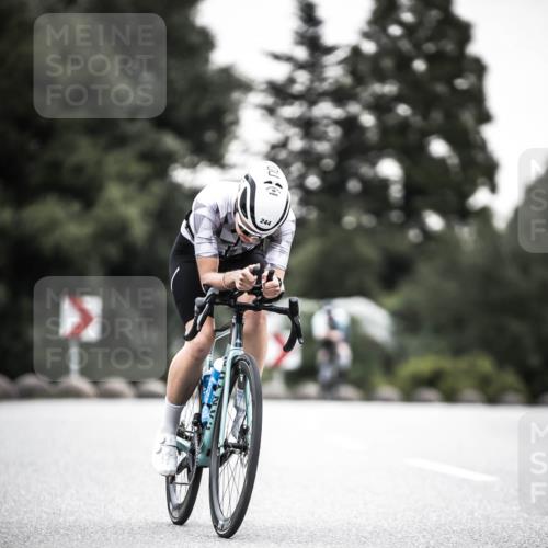 21.06.2026 - 29. Vierlanden-Triathlon H.Heesch http://msf.ph/oto/9912122 21.06.2026 09:51:15 Radfahren 41, 42, 228, 244 meine-sportfotos.de