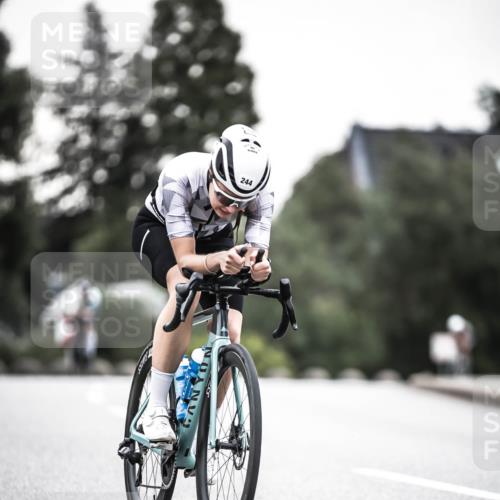 21.06.2026 - 29. Vierlanden-Triathlon H.Heesch http://msf.ph/oto/9912129 21.06.2026 09:51:16 Radfahren 32, 41, 42, 228, 244 meine-sportfotos.de