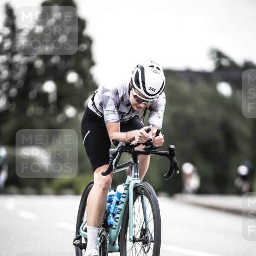 21.06.2026 - 29. Vierlanden-Triathlon H.Heesch http://msf.ph/oto/9912132 21.06.2026 09:51:16 Radfahren 32, 41, 42, 228, 244 meine-sportfotos.de