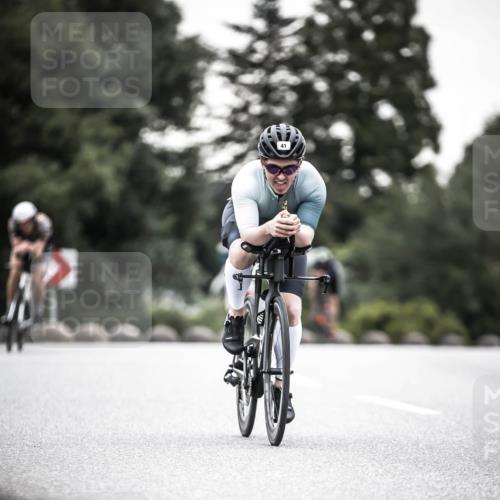 21.06.2026 - 29. Vierlanden-Triathlon H.Heesch http://msf.ph/oto/9912147 21.06.2026 09:51:21 Radfahren 32, 41, 42, 129, 228 meine-sportfotos.de