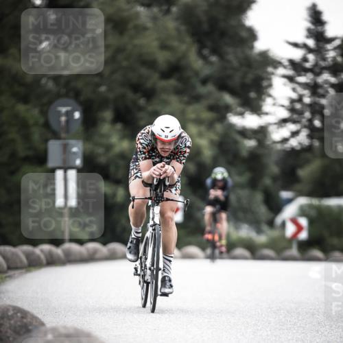 21.06.2026 - 29. Vierlanden-Triathlon H.Heesch http://msf.ph/oto/9912155 21.06.2026 09:51:23 Radfahren 32, 41, 42, 129 meine-sportfotos.de