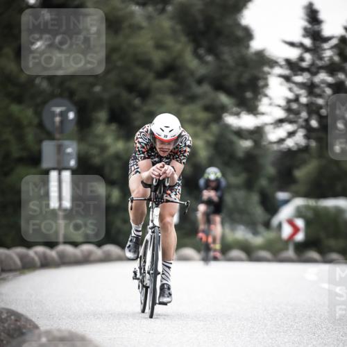 21.06.2026 - 29. Vierlanden-Triathlon H.Heesch http://msf.ph/oto/9912156 21.06.2026 09:51:23 Radfahren 32, 41, 42, 129 meine-sportfotos.de