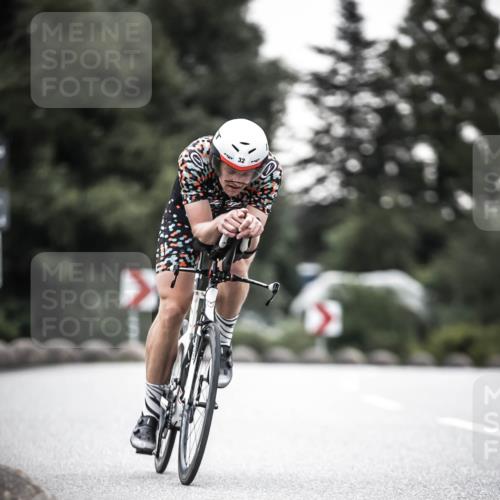 21.06.2026 - 29. Vierlanden-Triathlon H.Heesch http://msf.ph/oto/9912163 21.06.2026 09:51:23 Radfahren 32, 41, 42, 129 meine-sportfotos.de