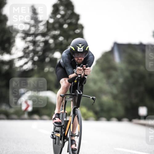 21.06.2026 - 29. Vierlanden-Triathlon H.Heesch http://msf.ph/oto/9912181 21.06.2026 09:51:26 Radfahren 32, 42, 129 meine-sportfotos.de