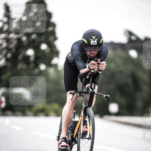 21.06.2026 - 29. Vierlanden-Triathlon H.Heesch http://msf.ph/oto/9912184 21.06.2026 09:51:26 Radfahren 32, 42, 129 meine-sportfotos.de
