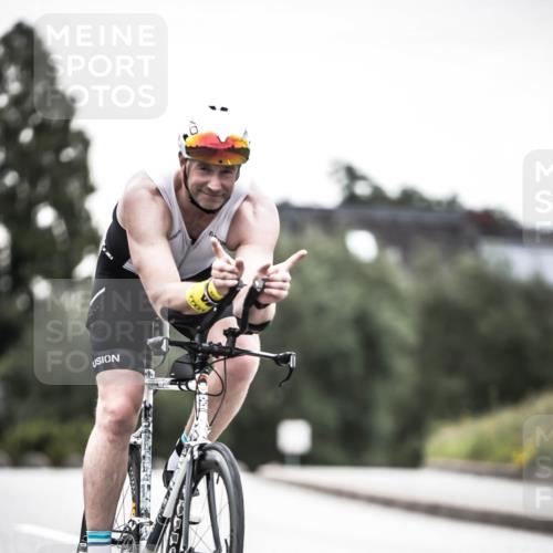 21.06.2026 - 29. Vierlanden-Triathlon H.Heesch http://msf.ph/oto/9912199 21.06.2026 09:52:02 Radfahren 61, 137, 211, 274, 300 meine-sportfotos.de