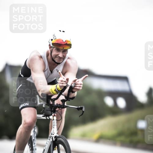 21.06.2026 - 29. Vierlanden-Triathlon H.Heesch http://msf.ph/oto/9912203 21.06.2026 09:52:02 Radfahren 61, 137, 211, 274, 300 meine-sportfotos.de
