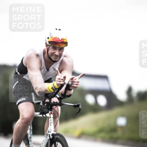 21.06.2026 - 29. Vierlanden-Triathlon H.Heesch http://msf.ph/oto/9912204 21.06.2026 09:52:02 Radfahren 61, 137, 211, 274, 300 meine-sportfotos.de
