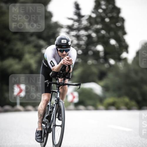 21.06.2026 - 29. Vierlanden-Triathlon H.Heesch http://msf.ph/oto/9912240 21.06.2026 09:52:16 Radfahren 76, 132, 193, 1355 meine-sportfotos.de