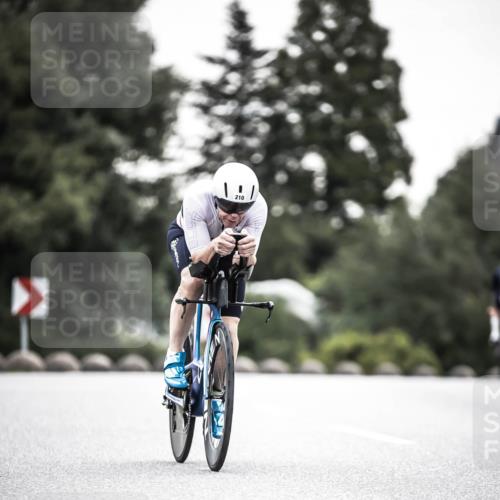 21.06.2026 - 29. Vierlanden-Triathlon H.Heesch http://msf.ph/oto/9912347 21.06.2026 09:53:44 Radfahren 72, 78, 91, 106, 112, 210, 266, 284 meine-sportfotos.de