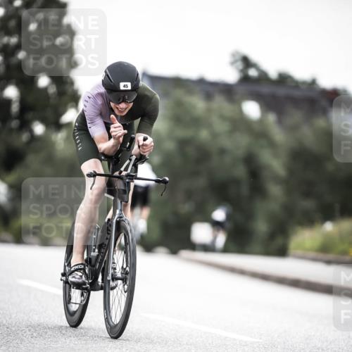 21.06.2026 - 29. Vierlanden-Triathlon H.Heesch http://msf.ph/oto/9912371 21.06.2026 09:54:03 Radfahren 45, 271 meine-sportfotos.de