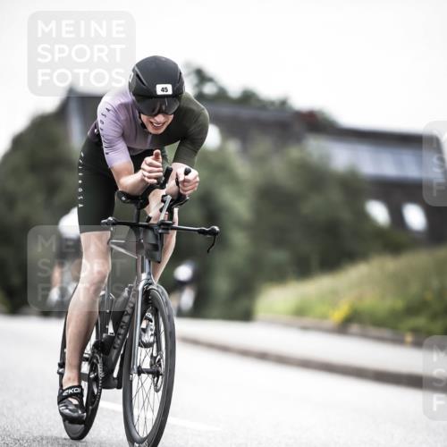 21.06.2026 - 29. Vierlanden-Triathlon H.Heesch http://msf.ph/oto/9912375 21.06.2026 09:54:03 Radfahren 45, 271 meine-sportfotos.de