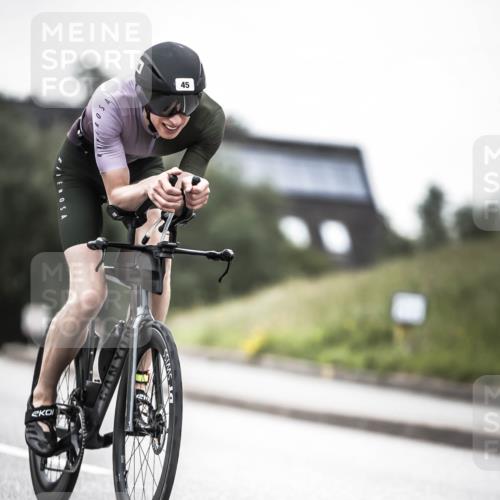 21.06.2026 - 29. Vierlanden-Triathlon H.Heesch http://msf.ph/oto/9912378 21.06.2026 09:54:04 Radfahren 45, 271 meine-sportfotos.de