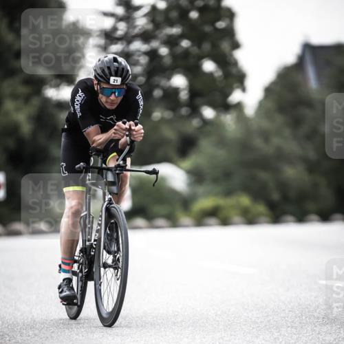21.06.2026 - 29. Vierlanden-Triathlon H.Heesch http://msf.ph/oto/9912391 21.06.2026 09:54:16 Radfahren 21, 27, 164, 294 meine-sportfotos.de