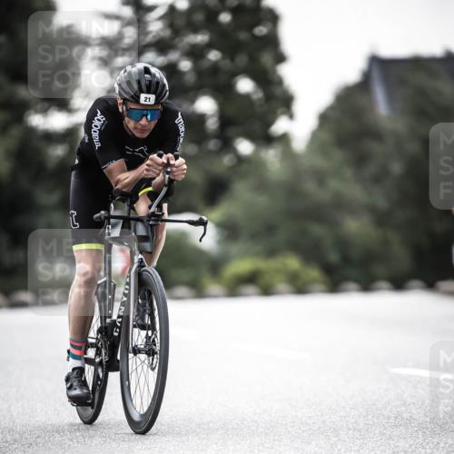 21.06.2026 - 29. Vierlanden-Triathlon H.Heesch http://msf.ph/oto/9912392 21.06.2026 09:54:16 Radfahren 21, 27, 164, 294 meine-sportfotos.de