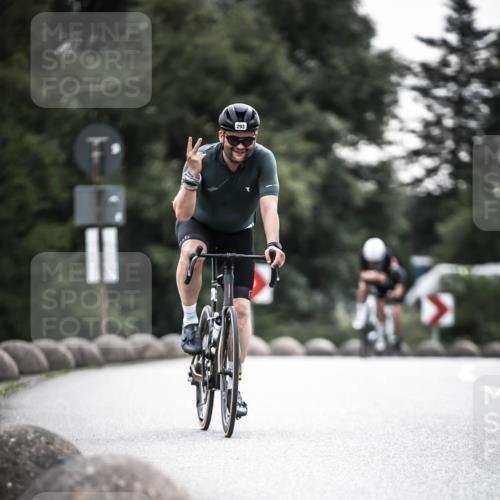 21.06.2026 - 29. Vierlanden-Triathlon H.Heesch http://msf.ph/oto/9912419 21.06.2026 09:54:56 Radfahren 128, 148, 292, 293 meine-sportfotos.de