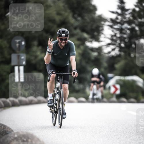 21.06.2026 - 29. Vierlanden-Triathlon H.Heesch http://msf.ph/oto/9912421 21.06.2026 09:54:57 Radfahren 128, 148, 292, 293 meine-sportfotos.de