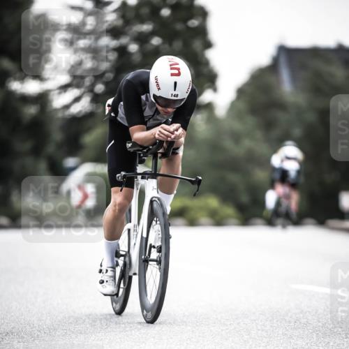 21.06.2026 - 29. Vierlanden-Triathlon H.Heesch http://msf.ph/oto/9912442 21.06.2026 09:55:00 Radfahren 128, 148, 292, 293 meine-sportfotos.de