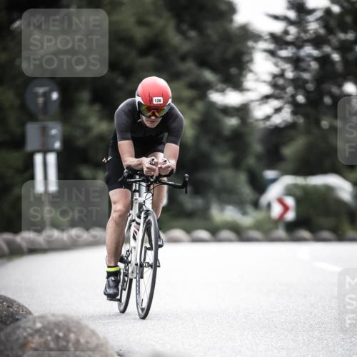 21.06.2026 - 29. Vierlanden-Triathlon H.Heesch http://msf.ph/oto/9912448 21.06.2026 09:55:02 Radfahren 128, 148, 264, 292 meine-sportfotos.de
