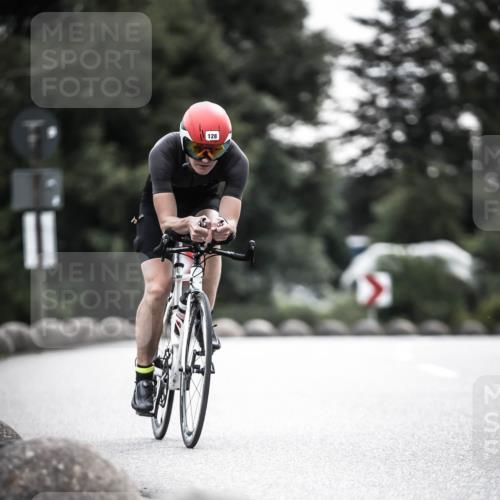 21.06.2026 - 29. Vierlanden-Triathlon H.Heesch http://msf.ph/oto/9912449 21.06.2026 09:55:02 Radfahren 128, 148, 264, 292 meine-sportfotos.de