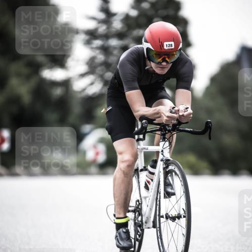 21.06.2026 - 29. Vierlanden-Triathlon H.Heesch http://msf.ph/oto/9912462 21.06.2026 09:55:03 Radfahren 128, 148, 264 meine-sportfotos.de