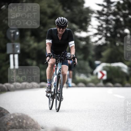 21.06.2026 - 29. Vierlanden-Triathlon H.Heesch http://msf.ph/oto/9912480 21.06.2026 09:55:34 Radfahren 142, 177, 184, 235, 252 meine-sportfotos.de