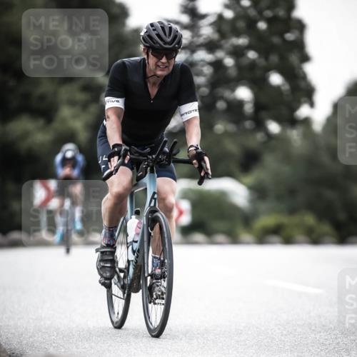 21.06.2026 - 29. Vierlanden-Triathlon H.Heesch http://msf.ph/oto/9912488 21.06.2026 09:55:35 Radfahren 142, 177, 184, 235, 252 meine-sportfotos.de